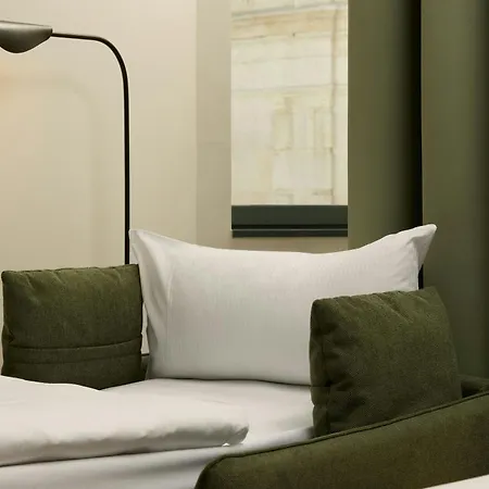 Hotel The Cloud One 4*